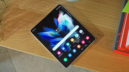 Samsung Galaxy Z Fold 3