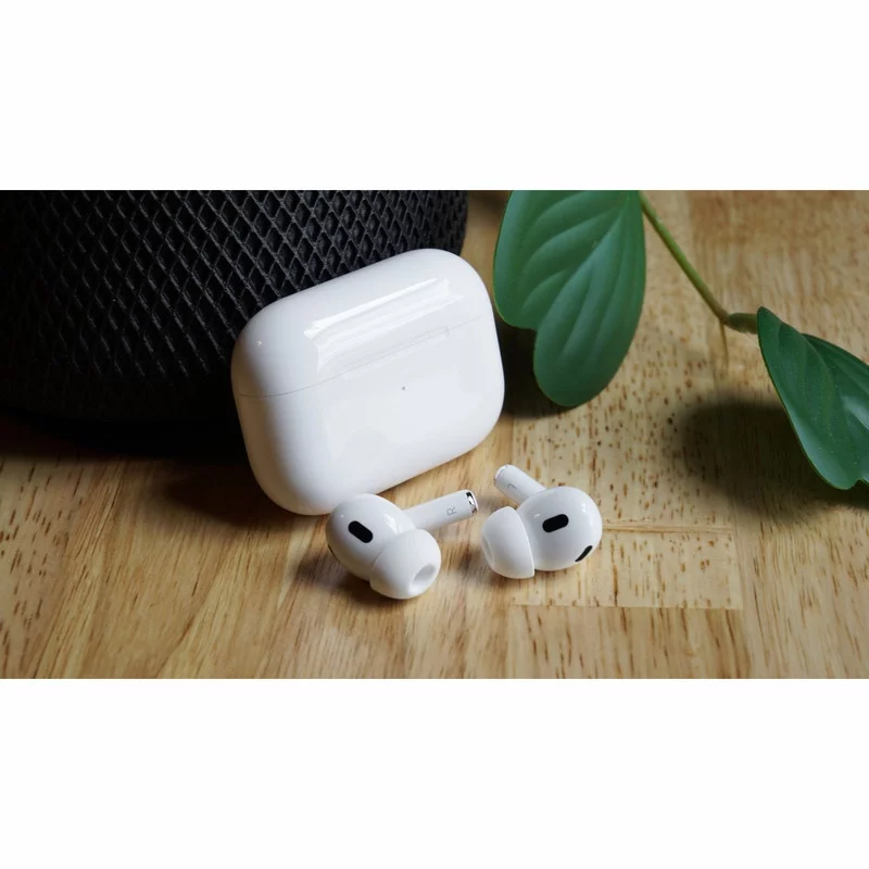 هدفون بلوتوثی اپل مدل AirPods Pro 2nd Generation 2023 Type-C 11 هدفون بلوتوثی اپل مدل AirPods Pro 2nd Generation 2023 Type-C