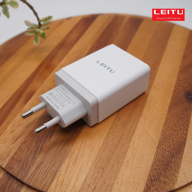 شارژر دیواری لیتو مدل LH-4 به همراه کابل میکرو USB 4 شارژر دیواری لیتو مدل LH-4 به همراه کابل میکرو USB