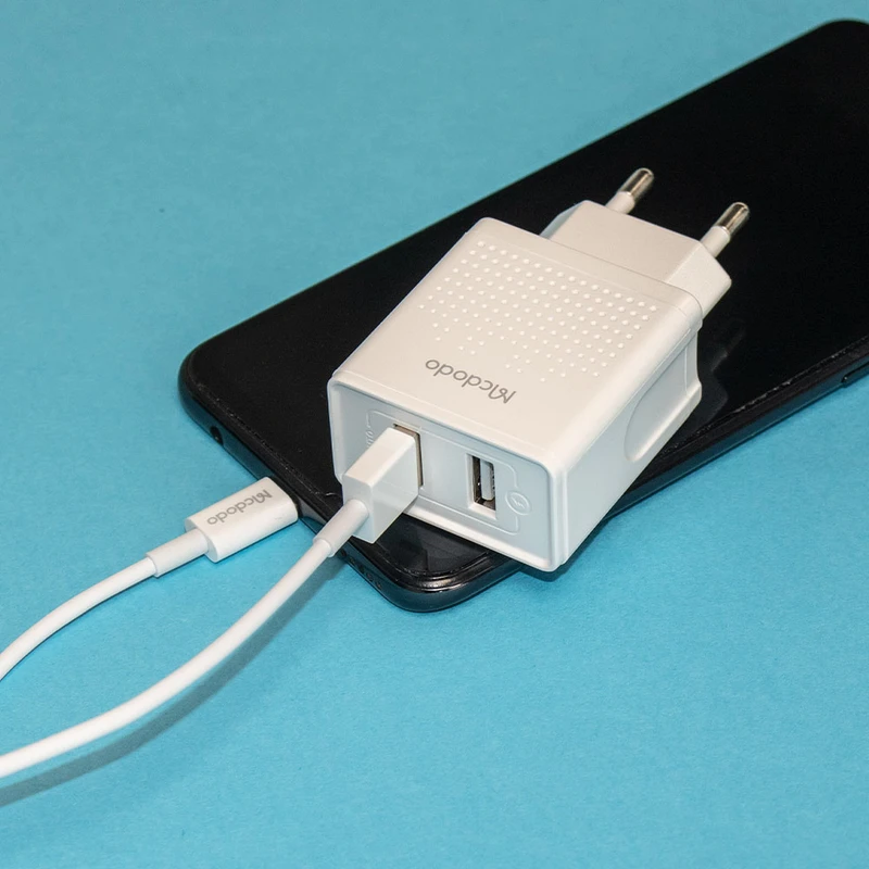 شارژر دیواری مک دودو مدل CH-3972 توان 12 وات به همراه کابل USB-C 5 شارژر دیواری مک دودو مدل CH-3972 توان 12 وات به همراه کابل USB-C