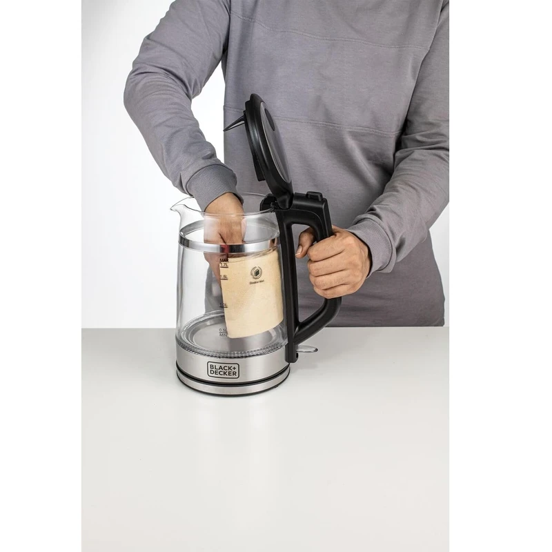 کتری برقی بلک اند دکر مدل GK220 4 کتری برقی بلک اند دکر مدل GK220