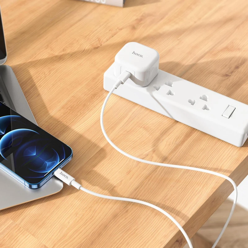 شارژر دیواری هوکو 20 وات مدل C91B 4 شارژر دیواری هوکو 20 وات مدل C91B