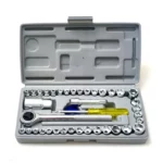 color image TLP 77019 c4c7ce 7158b759 69c6 44dd 9fa6 50a64225b4c1