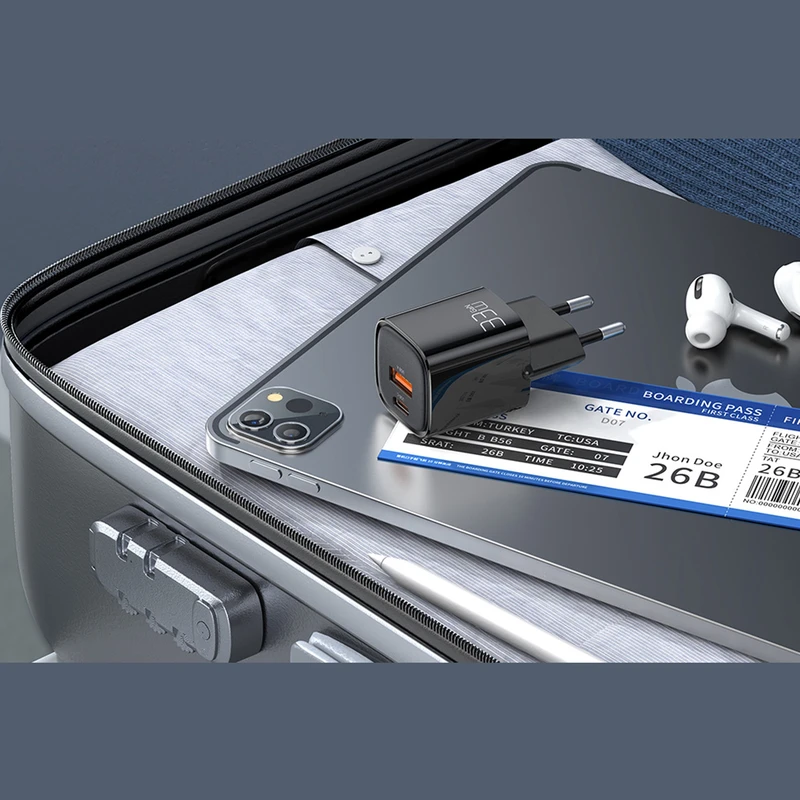 شارژر دیواری مک دودو 33 وات مدل CH-0151 4 شارژر دیواری مک دودو 33 وات مدل CH-0151