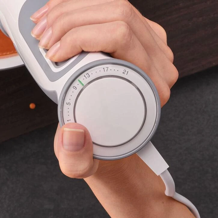 گوشت کوب برقی براون مدل MQ5200 6 گوشت کوب برقی براون مدل MQ5200