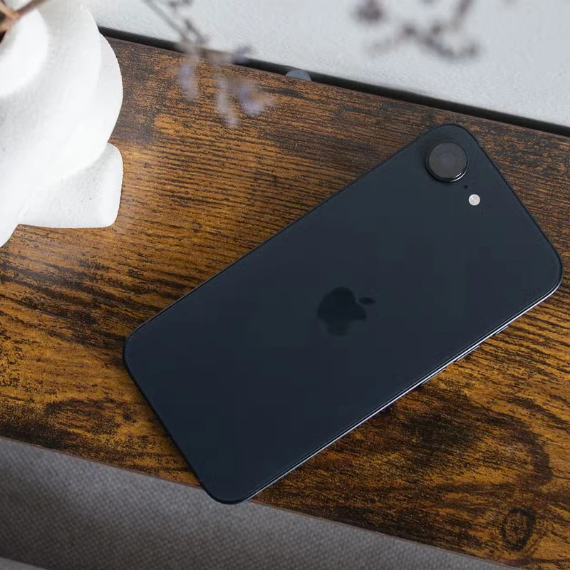 گوشی موبایل اپل iPhone 16e HN تک سیم کارت ظرفیت 128 گیگابایت رم 8 گیگابایت رجیستر شده - Not Active 22 گوشی موبایل اپل iPhone 16e HN تک سیم کارت ظرفیت 128 گیگابایت رم 8 گیگابایت رجیستر شده - Not Active - تصویر