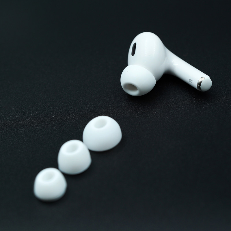 هدست بلوتوثی ریمکس مدل AirPods Pro 2 13 هدست بلوتوثی ریمکس مدل AirPods Pro 2