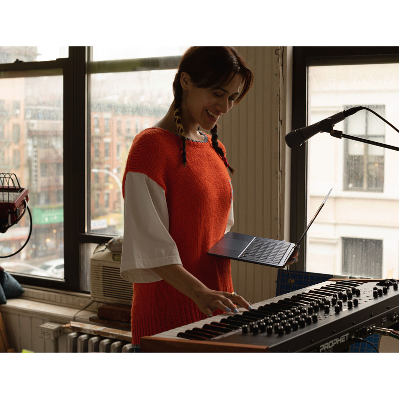 لپ تاپ 13.6 اینچی اپل مدل MacBook Air MC7U4 2022 HNA-M2-16GB RAM-256GB SSD 9 لپ تاپ 13.6 اینچی اپل مدل MacBook Air MC7U4 2022 HNA-M2-16GB RAM-256GB SSD