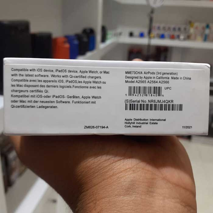 هندزفری مدل AIR PODs 3 6 هندزفری مدل AIR PODs 3