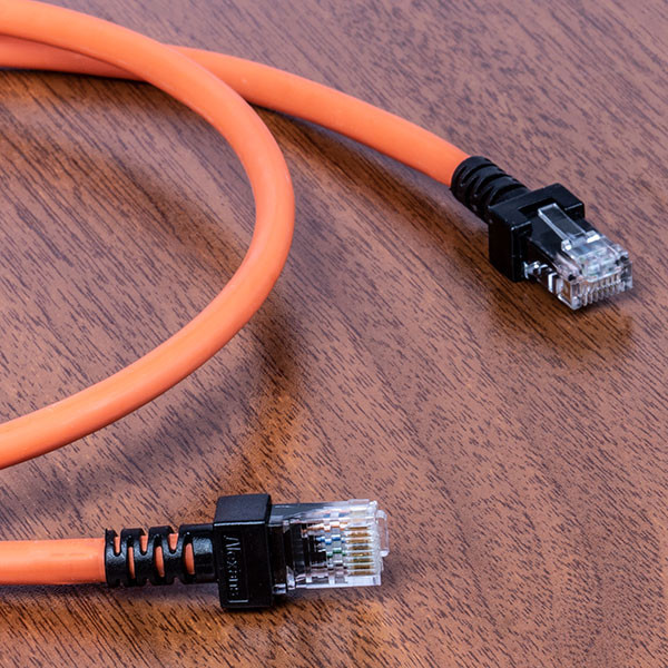 کابل شبکه Cat6 نگزنس مدل P1AO10OK 4 کابل شبکه Cat6 نگزنس مدل P1AO10OK